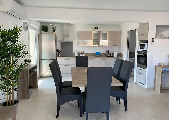 3 Le Baia * サント・マキシム