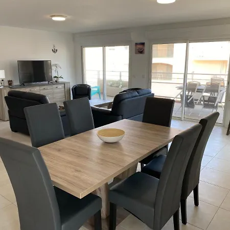 3 Le Baia Апартаменти *