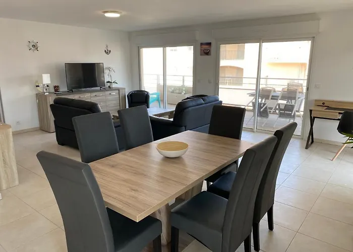 3 Le Baia Апартаменти *